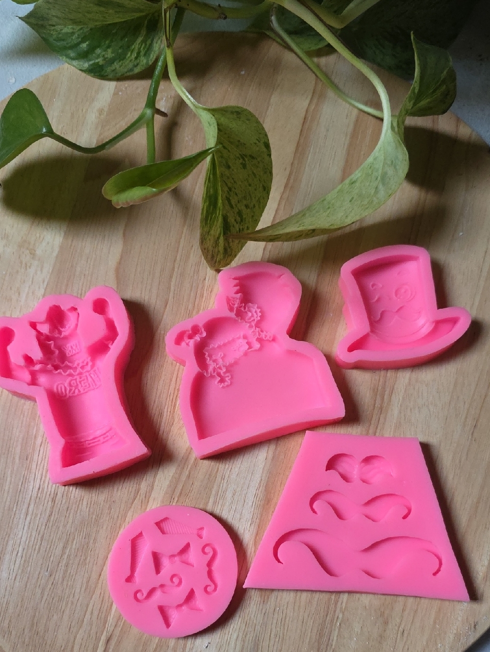 Set Of 5 Pink Fathers Day Silicone Molds Nwot